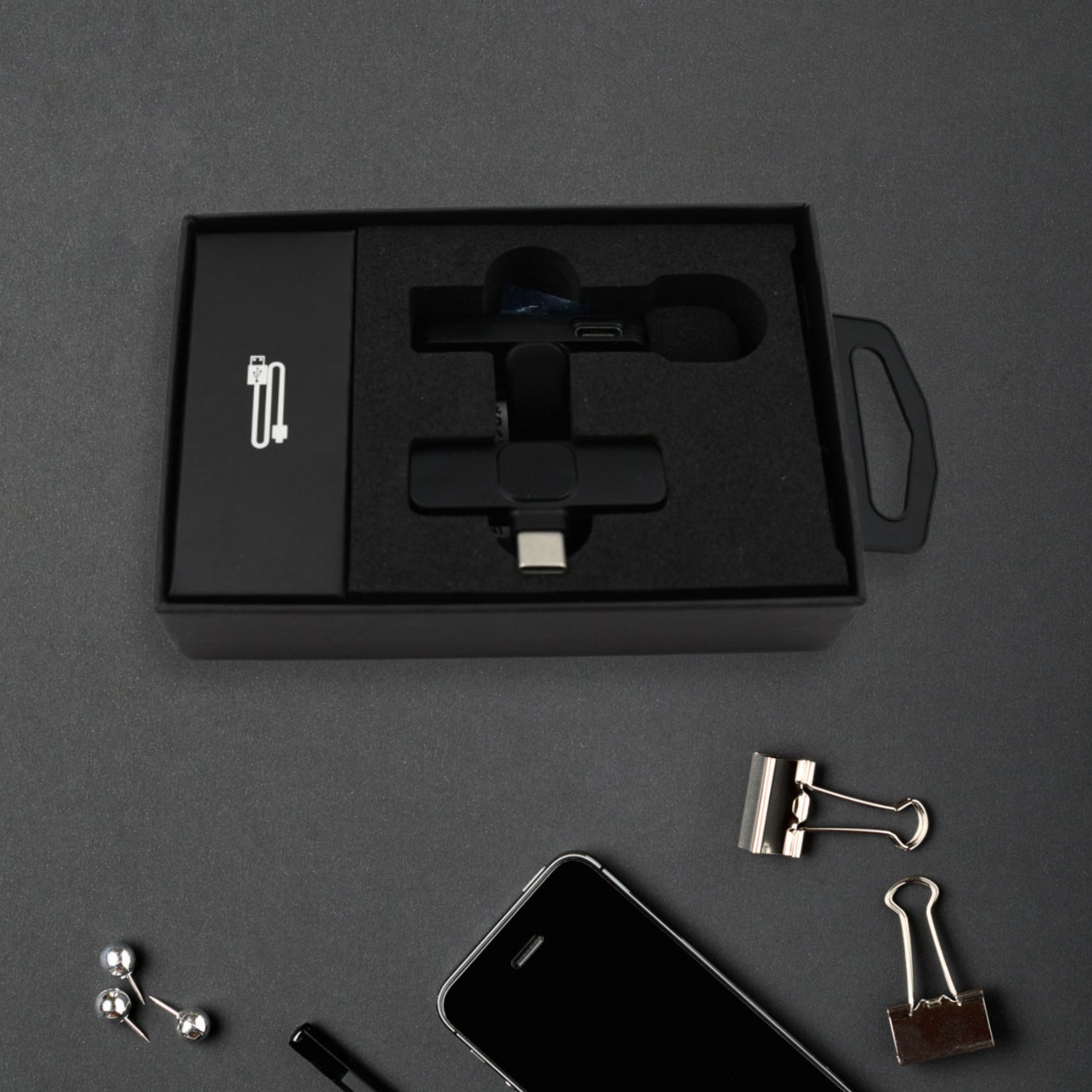 12639 Intelligent Noise Cancelling Live Streaming Clip On Microphone For Type-c For Iphone With Charging Mini Wireless Lapel Collar Microphone